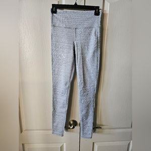 Athleta chaturanga jacquard tight, light gray, small